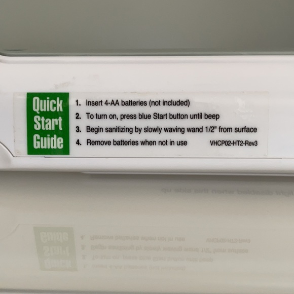 Verilux CleanWave portable sanitizing wand - Picture 3 of 3